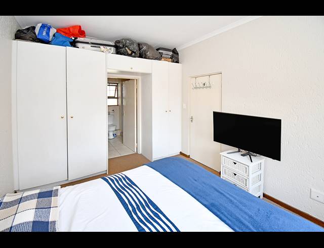 1 BEDROOM APARTMENT TO LET IN PAULSHOF